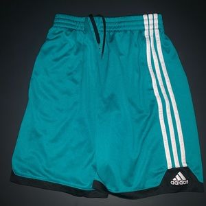 Adidas | Boy’s Medium basketball shorts